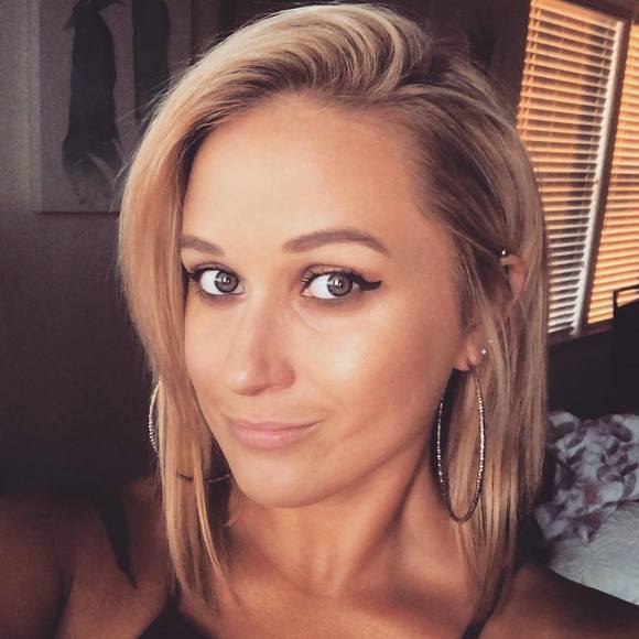 Meet your Posher, Jaime - Picture 1 of 1